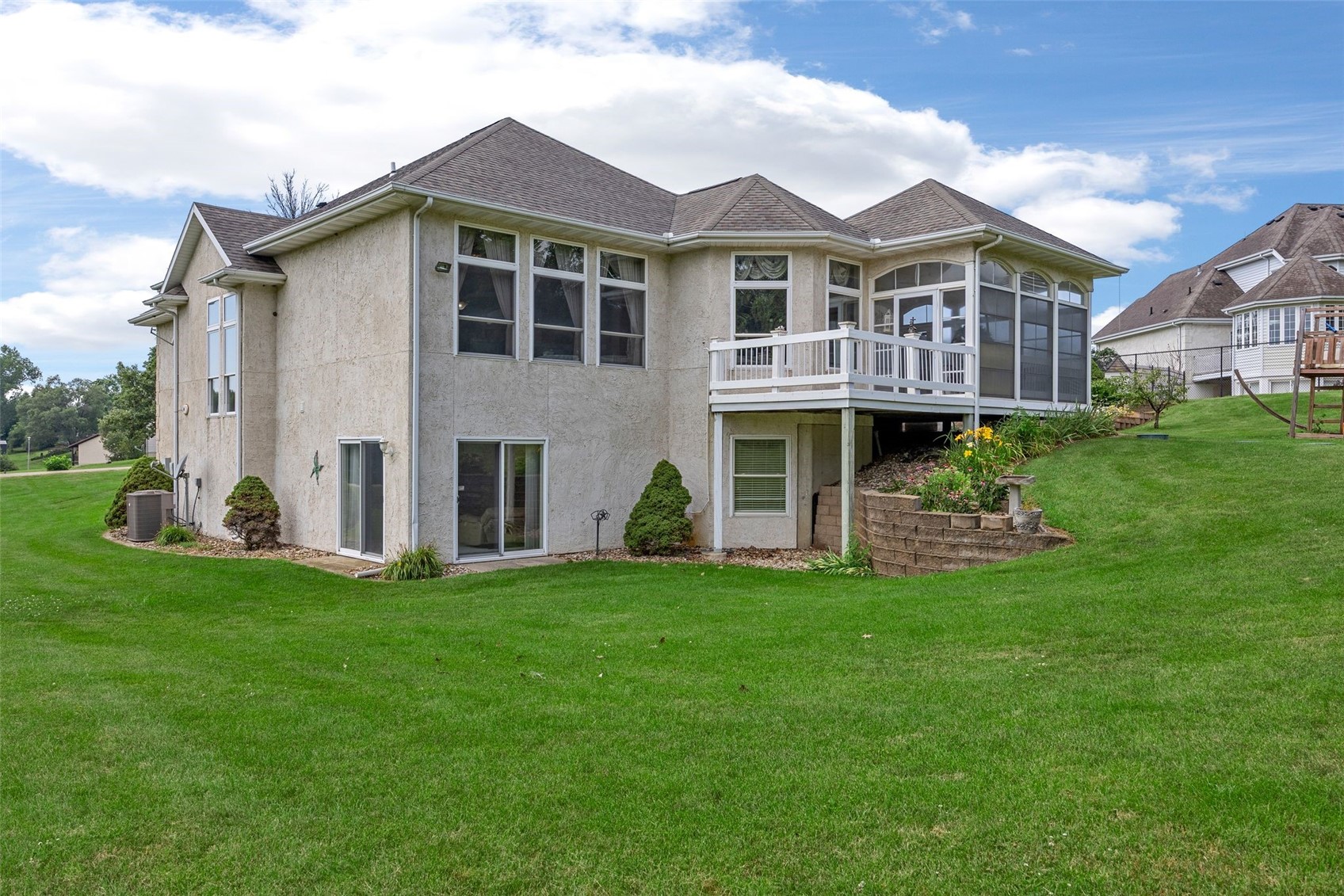 8401 Santa Maria Drive SW Cedar Rapids IA 52404