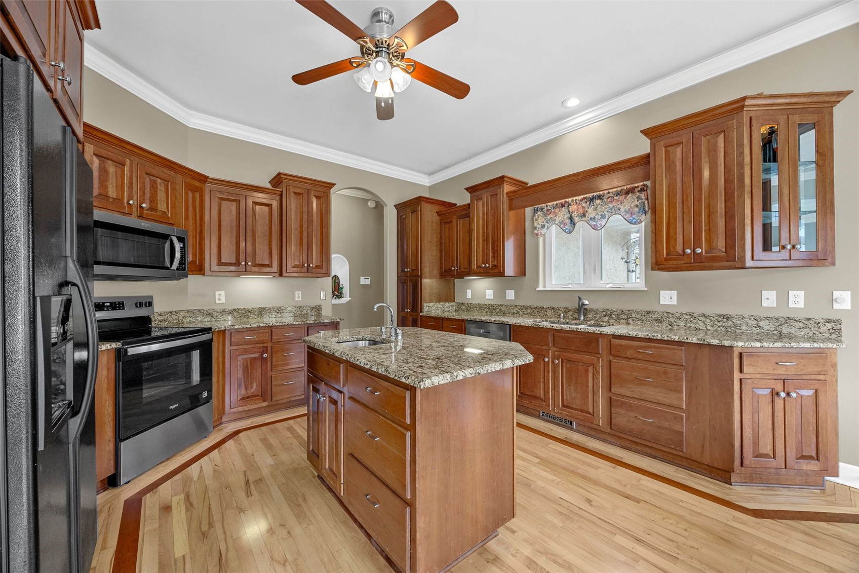 8401 Santa Maria Drive SW Cedar Rapids IA 52404