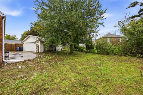 3922 Hart Court NE Cedar Rapids IA 52402
