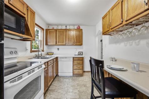 3922 Hart Court NE Cedar Rapids IA 52402