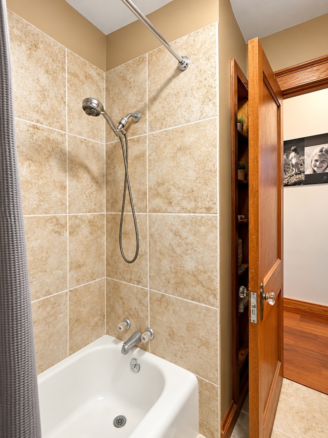 904 E 4th Vinton IA 52349
