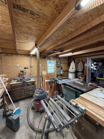 904 E 4th Vinton IA 52349