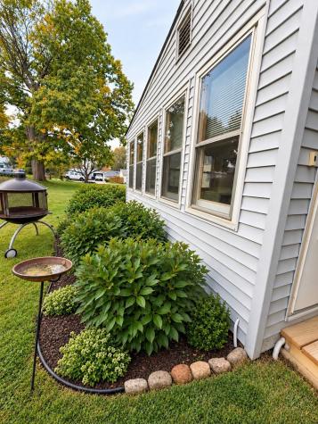 904 E 4th Vinton IA 52349
