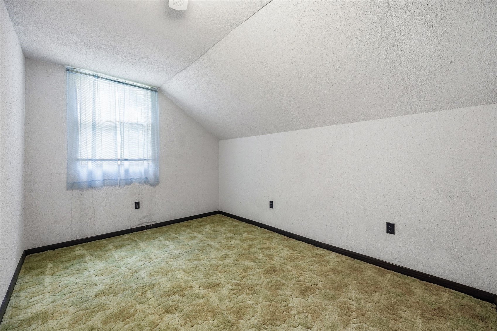 3380 Otis Road SE Cedar Rapids IA 52403