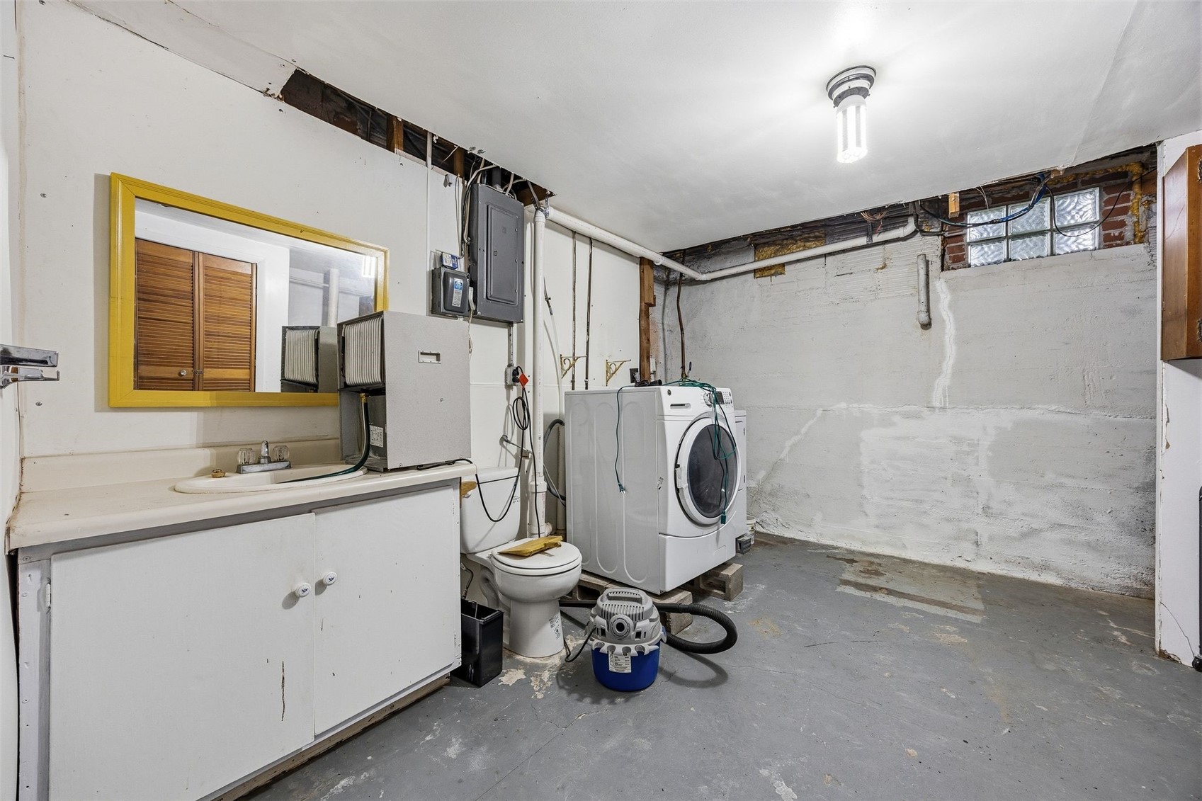 3380 Otis Road SE Cedar Rapids IA 52403