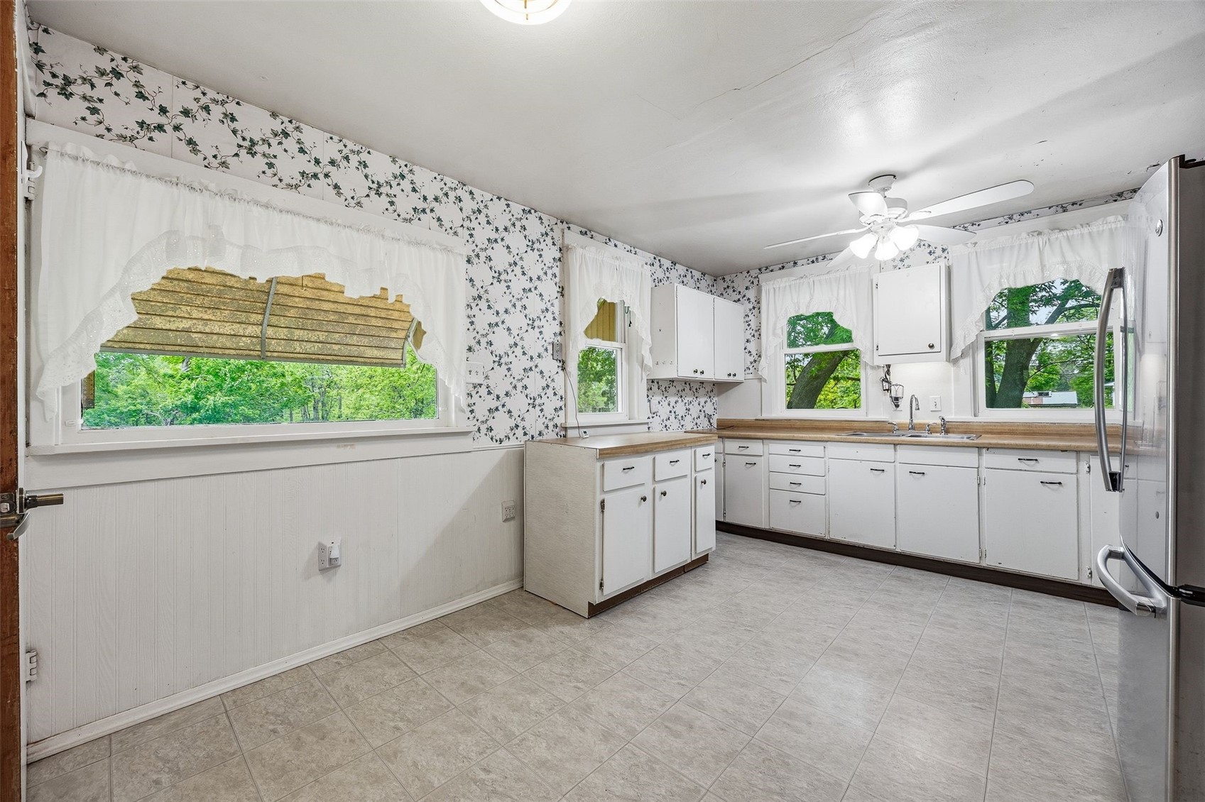 3380 Otis Road SE Cedar Rapids IA 52403
