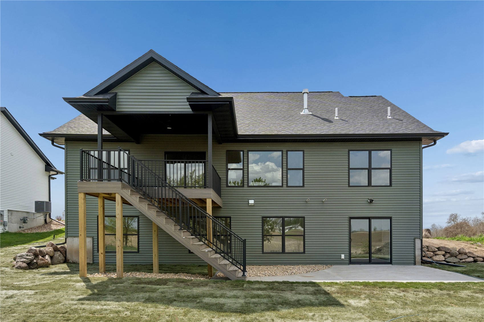 900 Crestview Drive Solon IA 52333