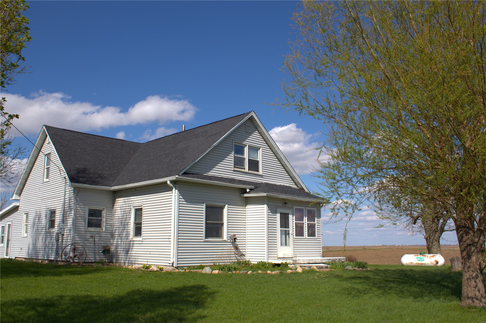 2237 68th Street Van Horne IA 52346