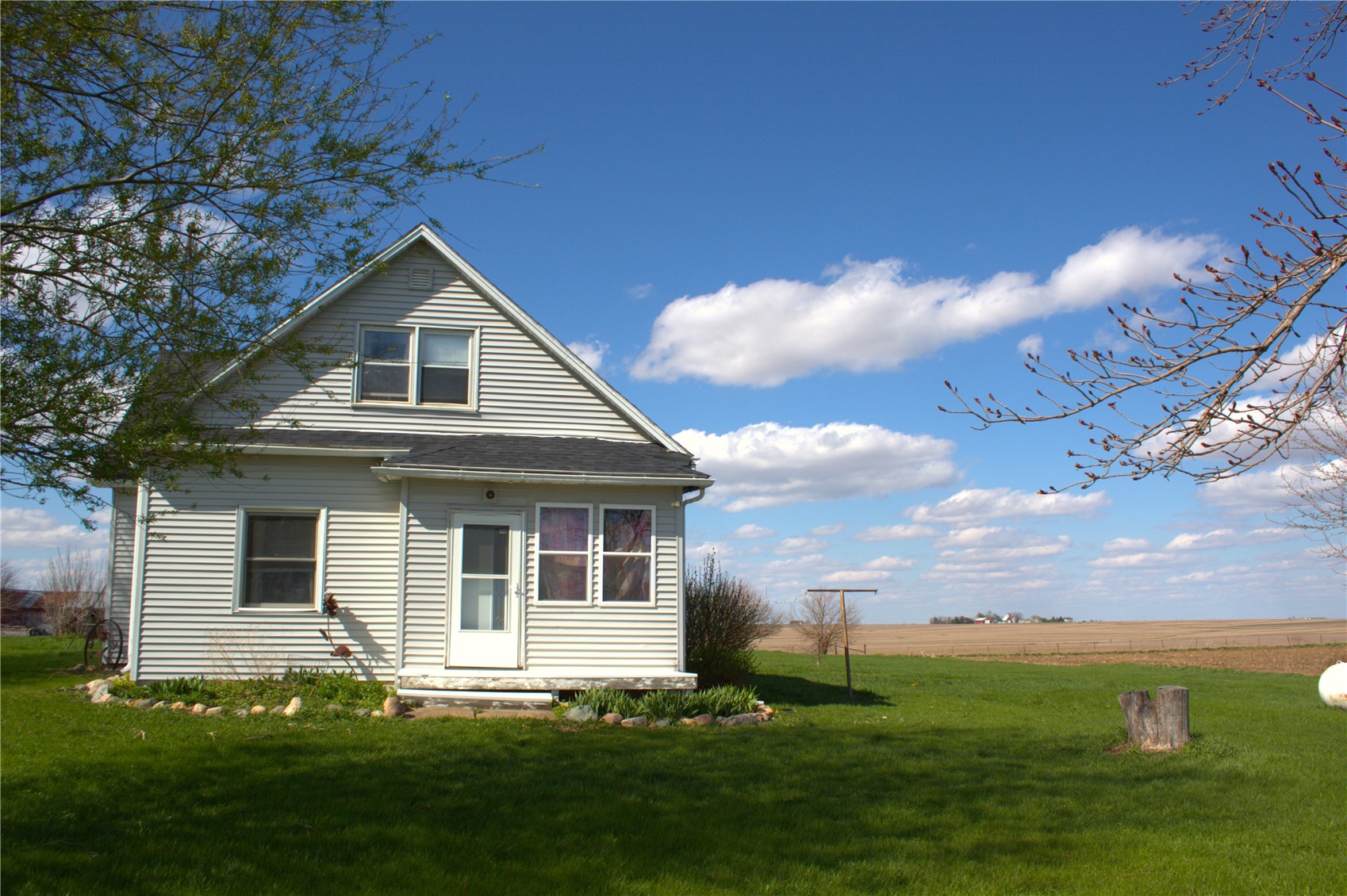 2237 68th Street Van Horne IA 52346