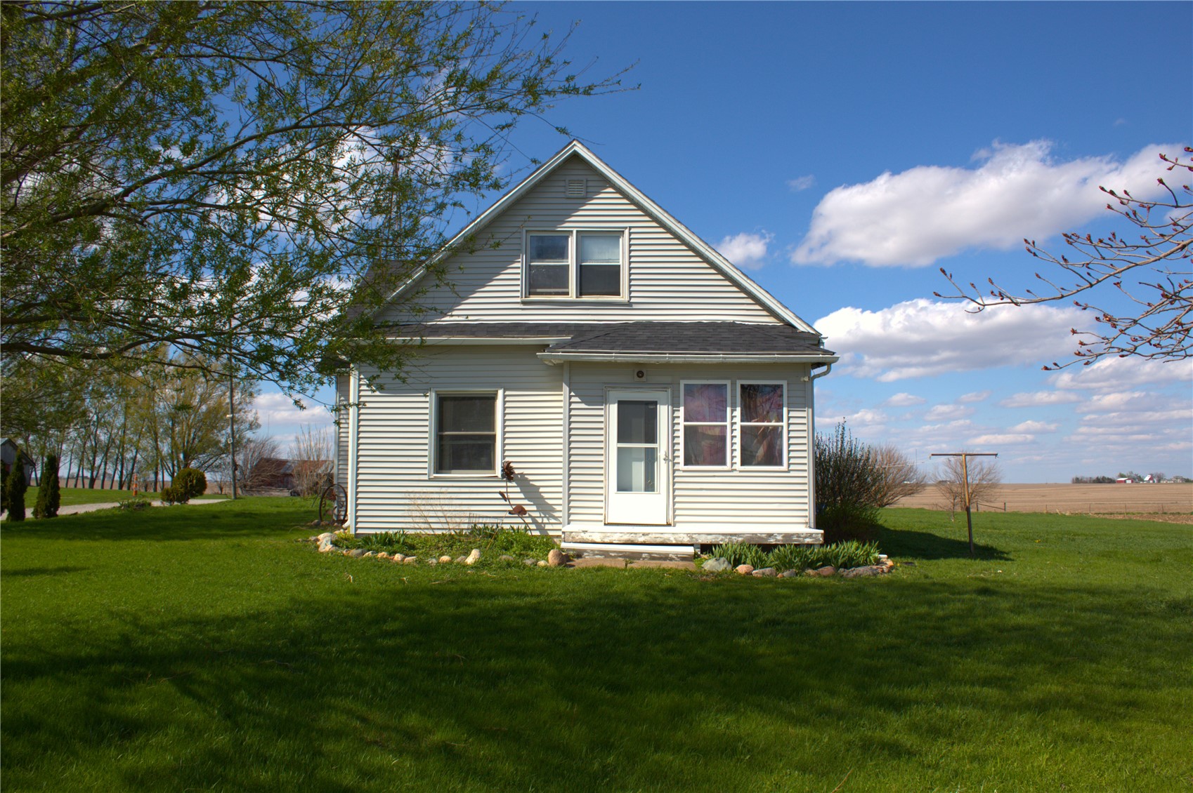 2237 68th Street Van Horne IA 52346