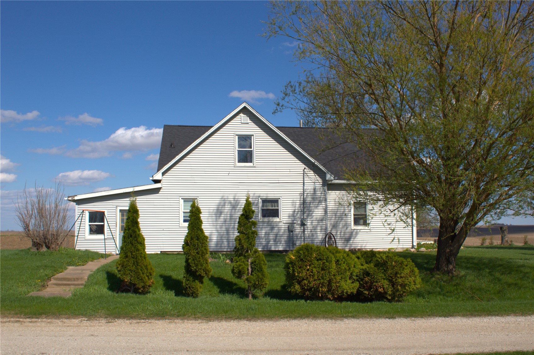2237 68th Street Van Horne IA 52346