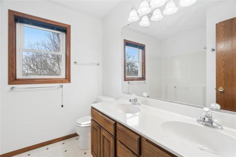 4105 Majestic Court NE Cedar Rapids IA 52411