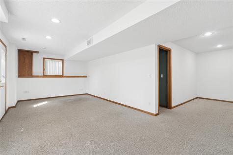 4105 Majestic Court NE Cedar Rapids IA 52411