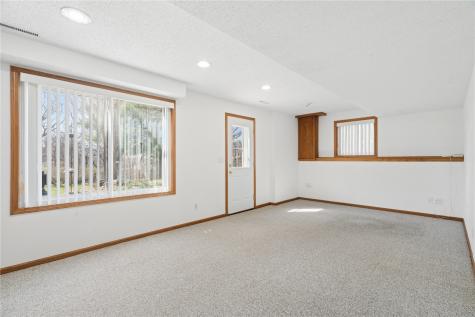 4105 Majestic Court NE Cedar Rapids IA 52411