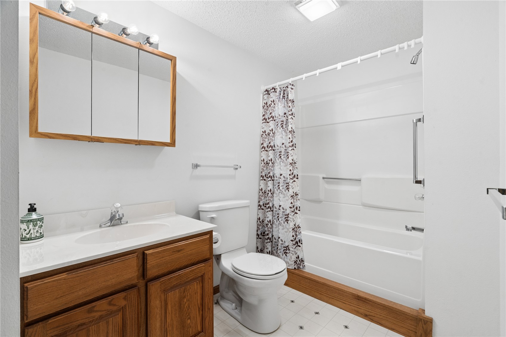 4105 Majestic Court NE Cedar Rapids IA 52411