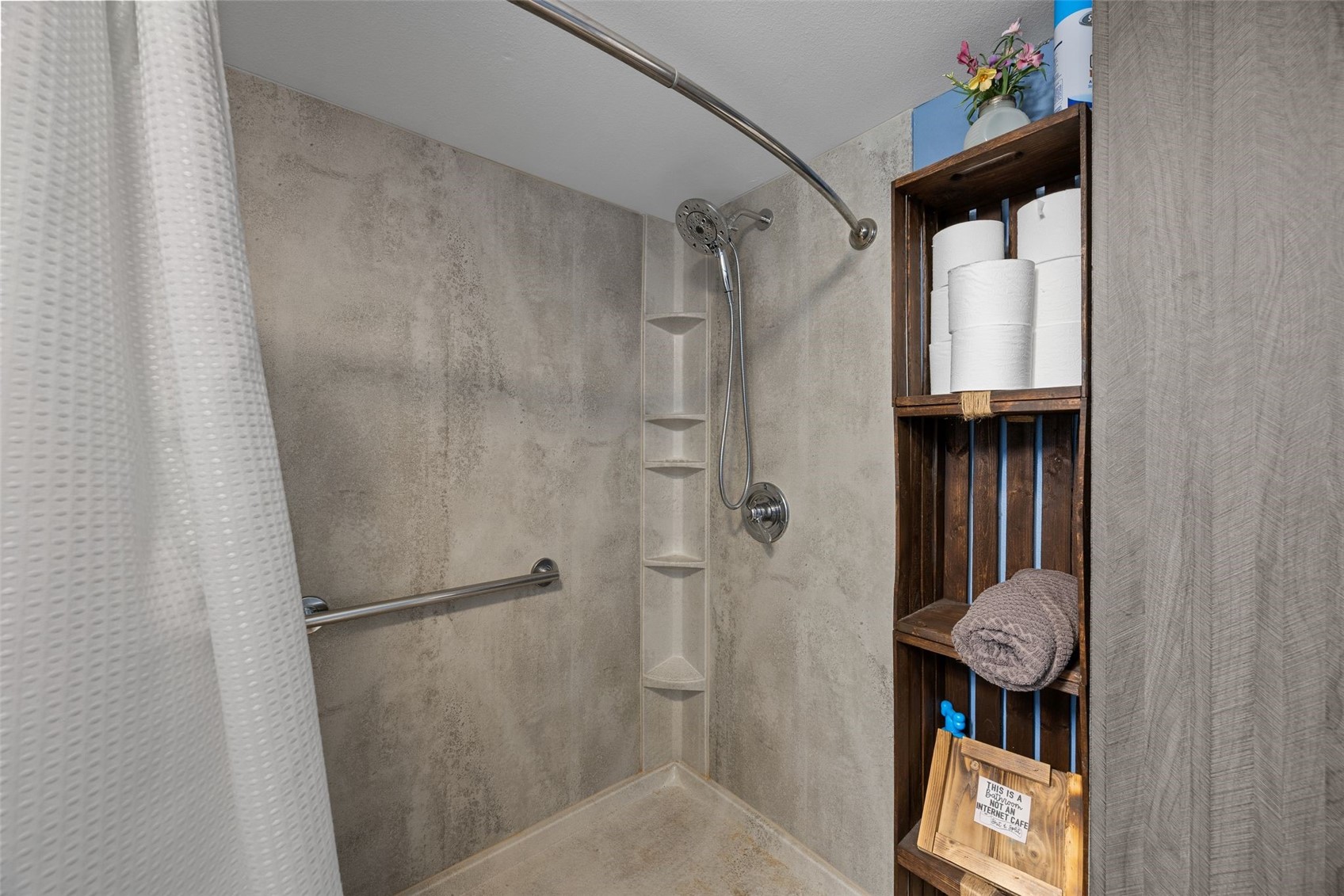 168 290th Street West Branch IA 52358