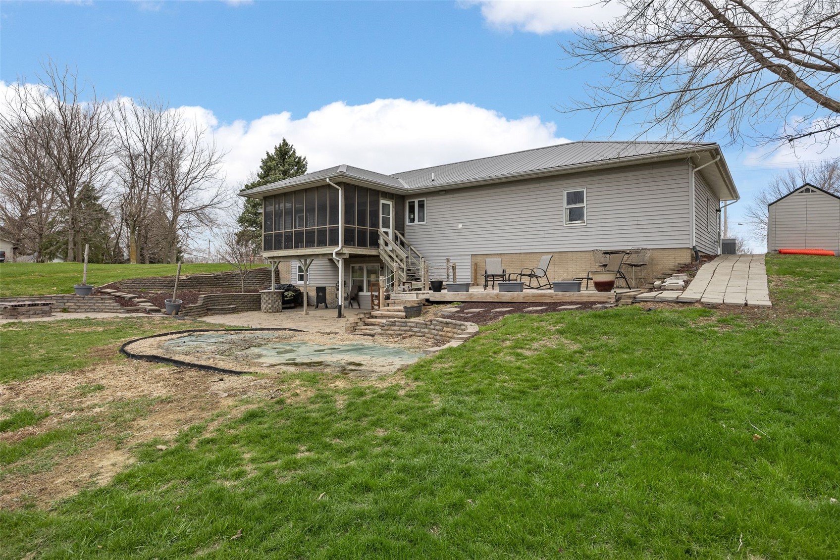 168 290th Street West Branch IA 52358