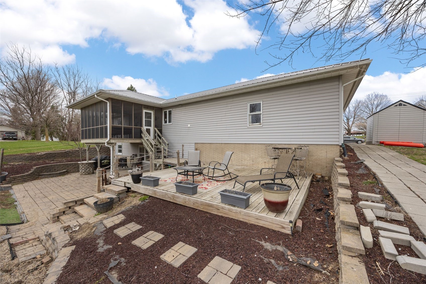 168 290th Street West Branch IA 52358
