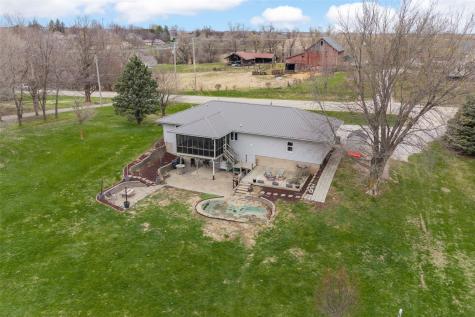 168 290th Street West Branch IA 52358