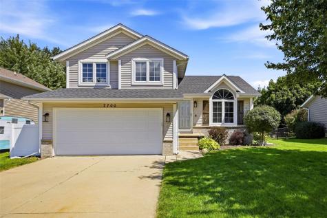 7700 Pin Tail Drive NE Cedar Rapids IA 52402