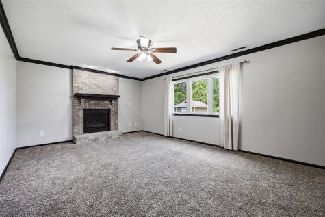 7700 Pin Tail Drive NE Cedar Rapids IA 52402