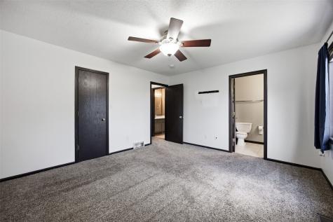 7700 Pin Tail Drive NE Cedar Rapids IA 52402