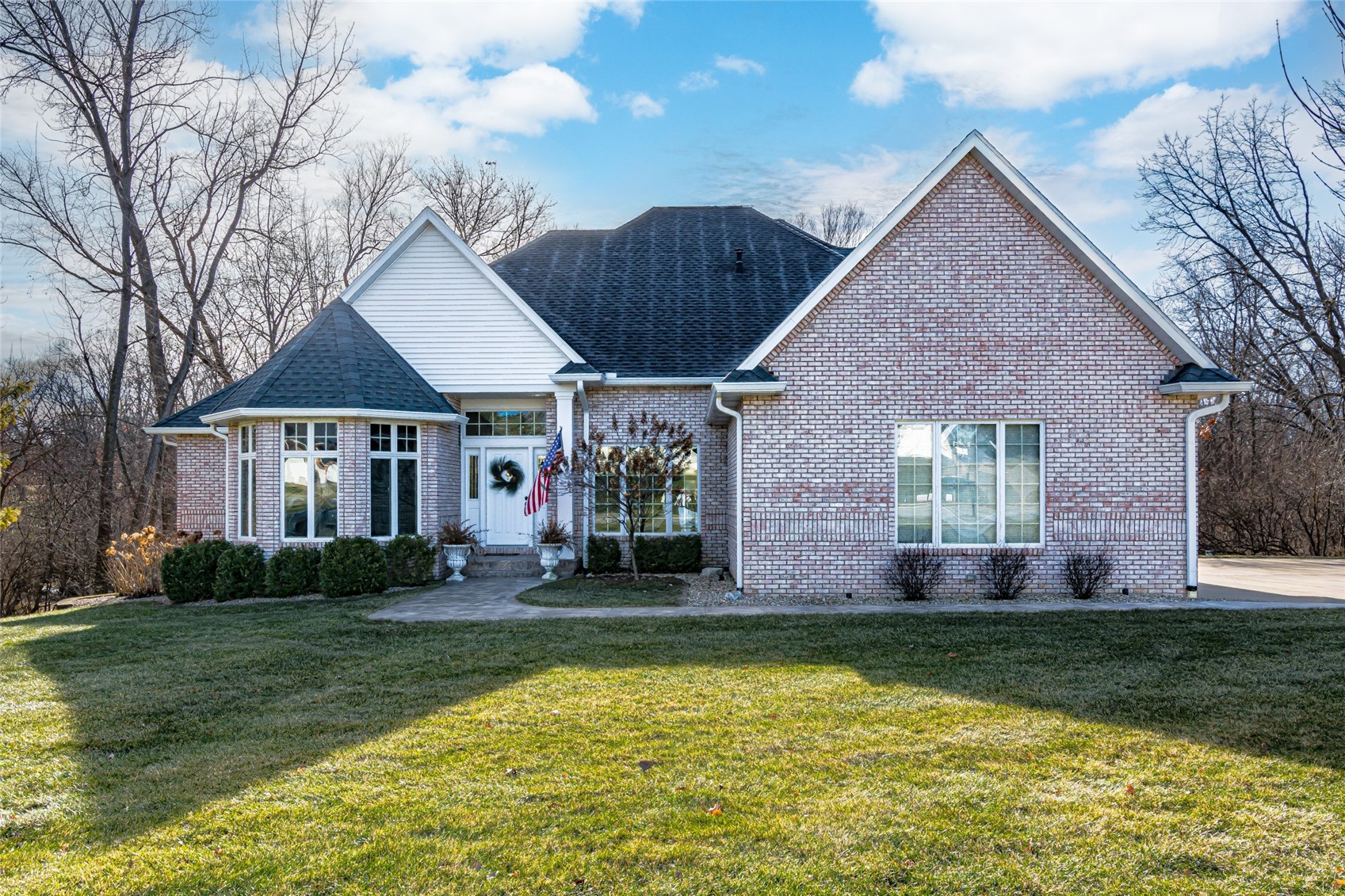 4675 Leprechaun Lane Cedar Rapids IA 52411