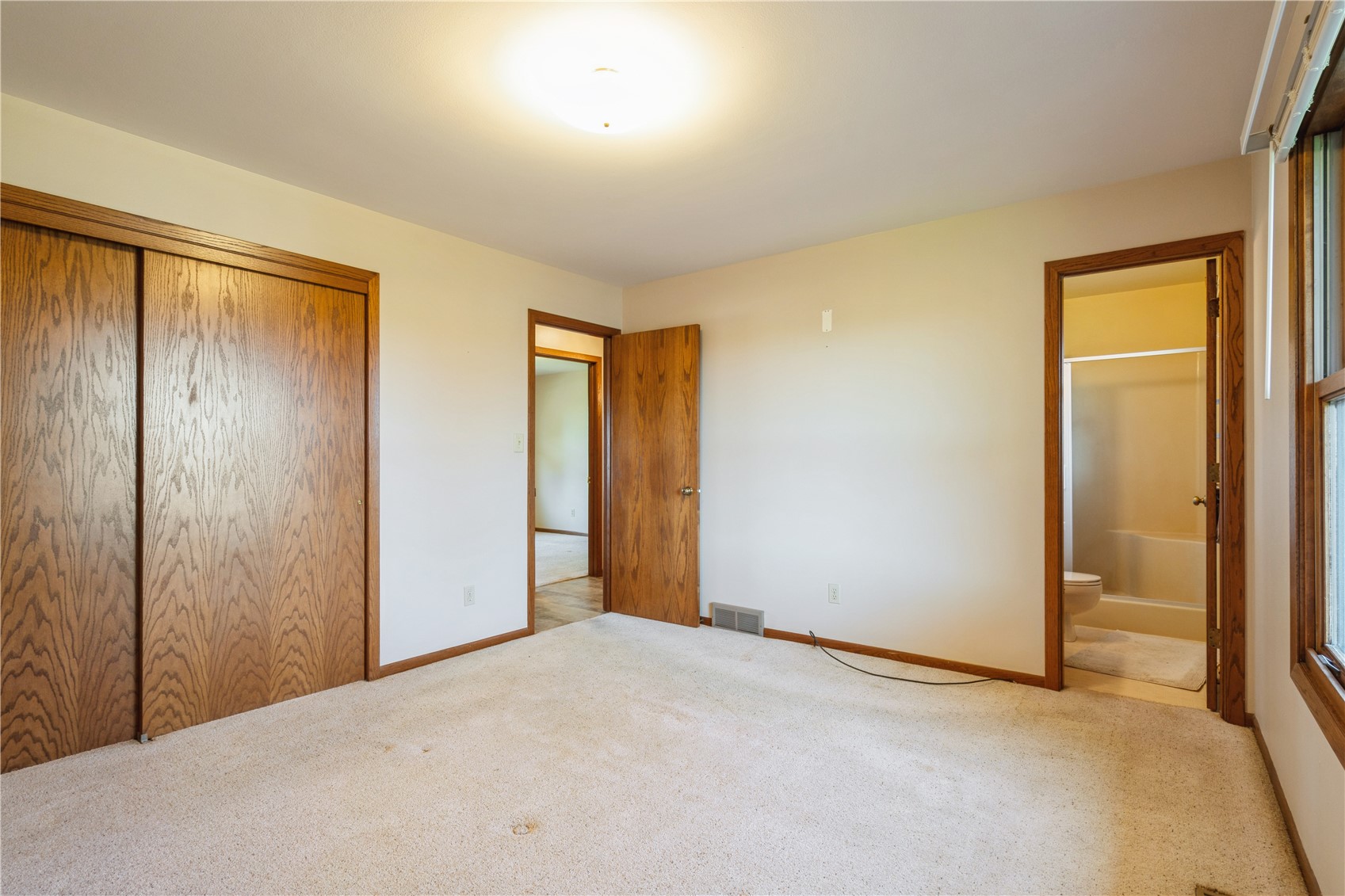 2540 Grand Avenue Marion IA 52302