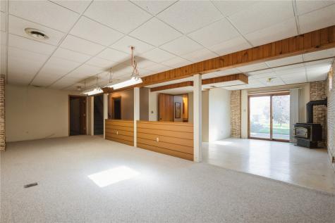 2540 Grand Avenue Marion IA 52302