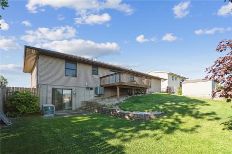 2540 Grand Avenue Marion IA 52302