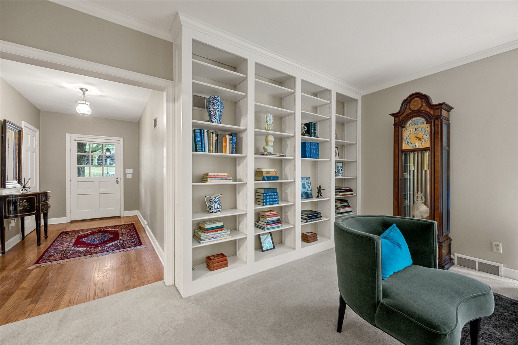 10 Oakridge Avenue Iowa City IA 52246