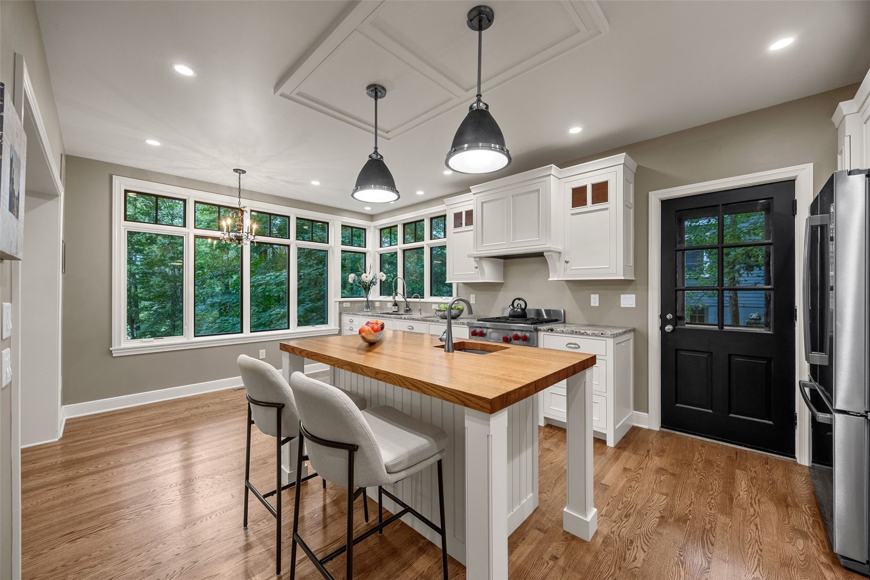 10 Oakridge Avenue Iowa City IA 52246