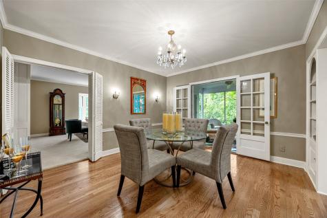 10 Oakridge Avenue Iowa City IA 52246
