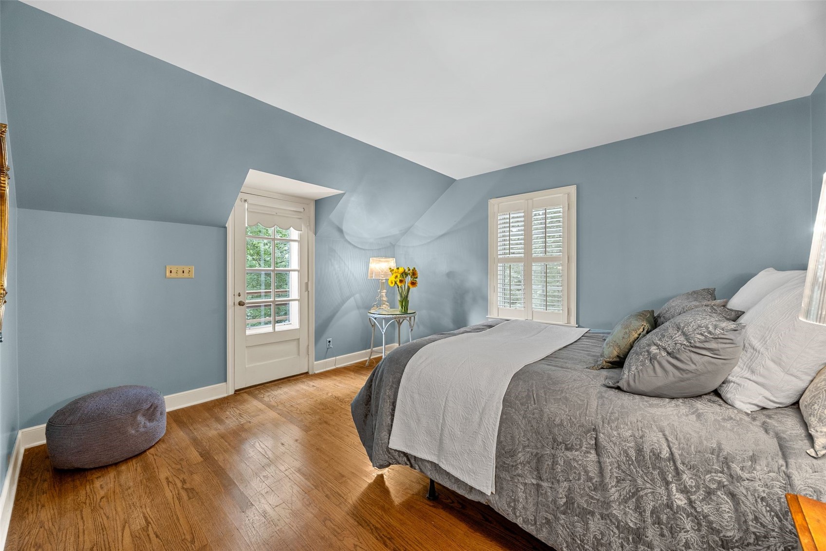 10 Oakridge Avenue Iowa City IA 52246