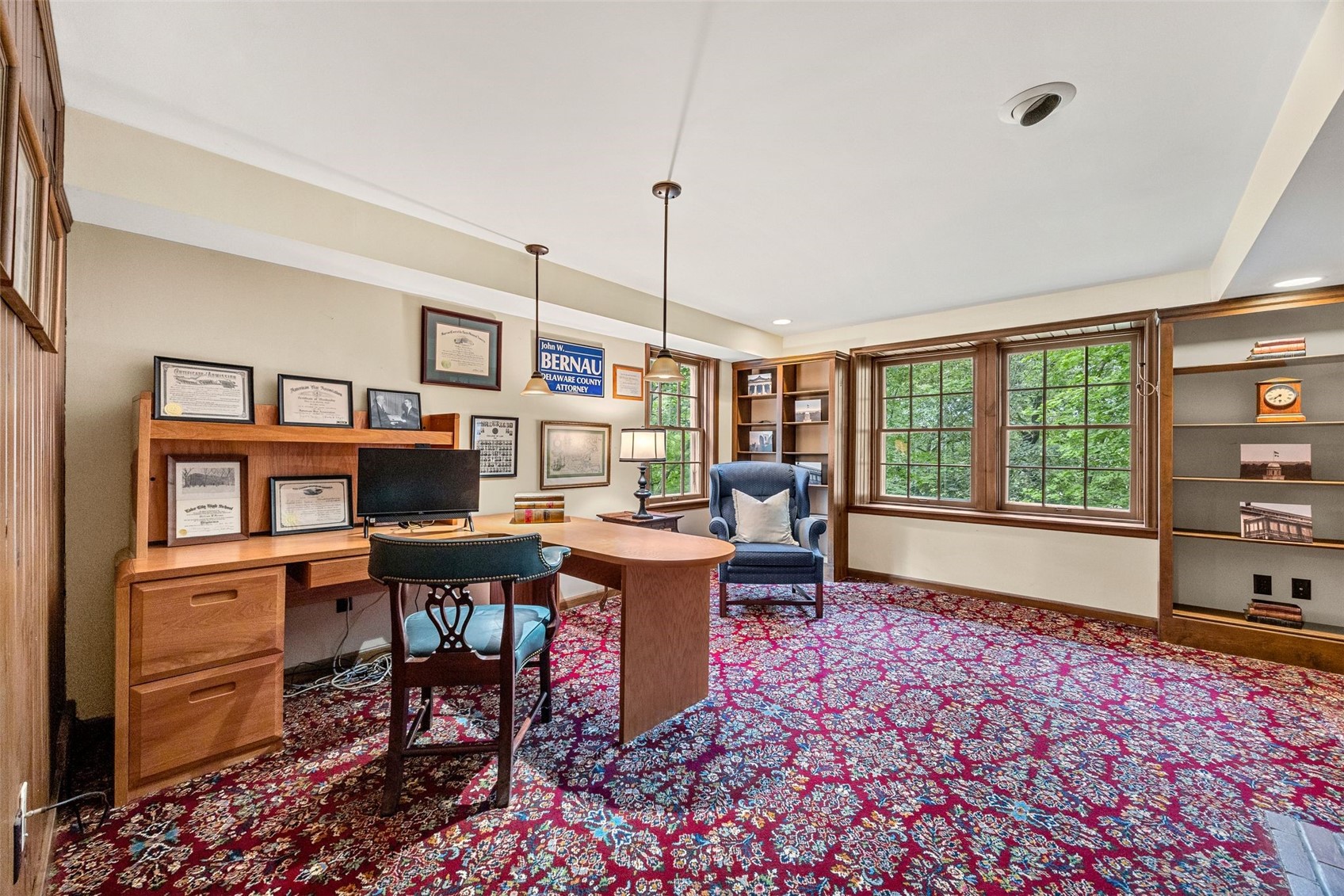 10 Oakridge Avenue Iowa City IA 52246