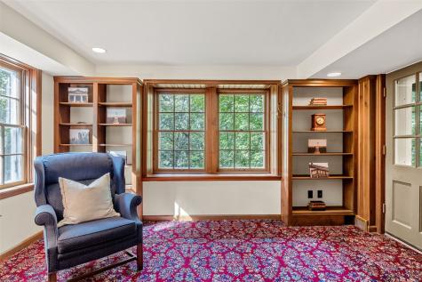 10 Oakridge Avenue Iowa City IA 52246