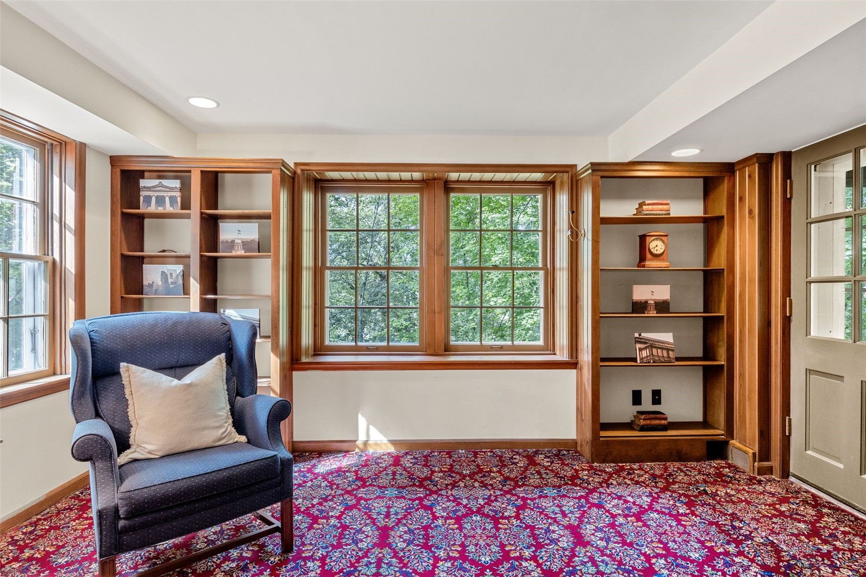10 Oakridge Avenue Iowa City IA 52246
