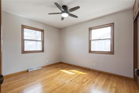 2545 23rd Avenue Marion IA 52302