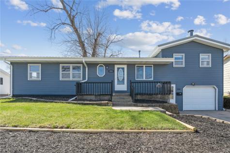 2545 23RD Avenue Marion IA 52302