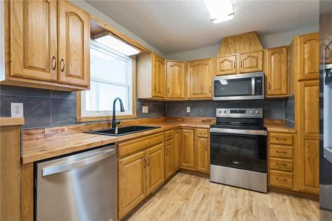 2545 23rd Avenue Marion IA 52302