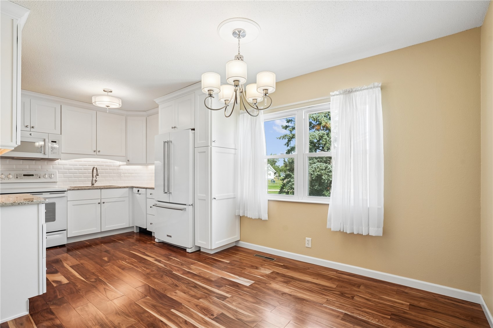 3341 Dunham Drive SW Cedar Rapids IA 52404
