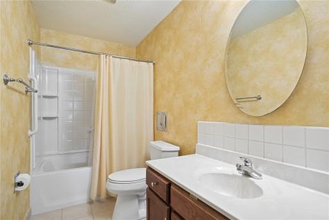 3341 Dunham Drive SW Cedar Rapids IA 52404