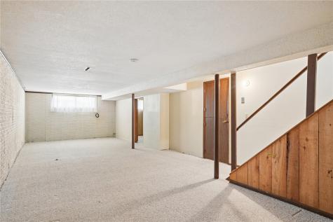 3341 Dunham Drive SW Cedar Rapids IA 52404