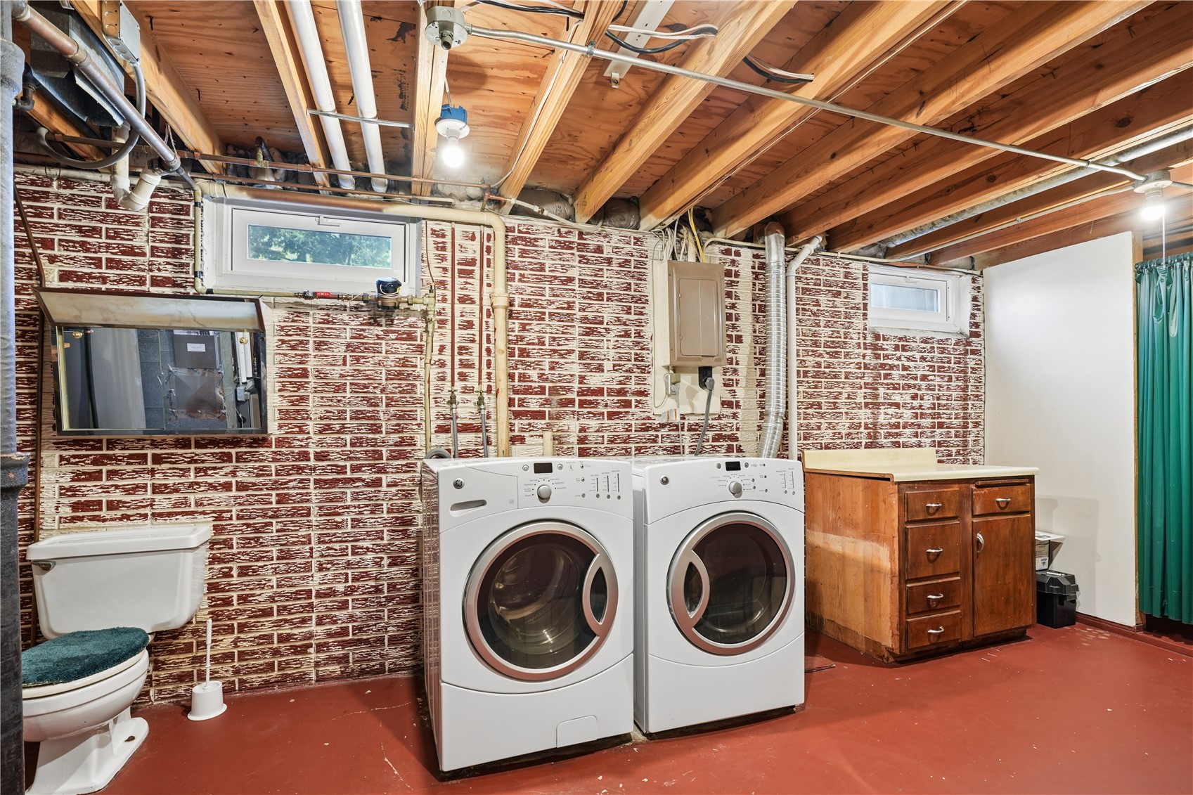 3341 Dunham Drive SW Cedar Rapids IA 52404