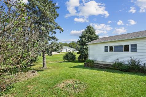 3341 Dunham Drive SW Cedar Rapids IA 52404