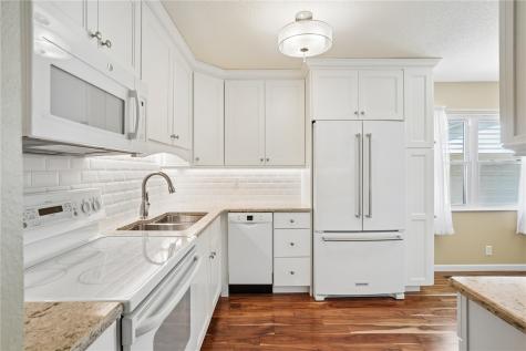 3341 Dunham Drive SW Cedar Rapids IA 52404