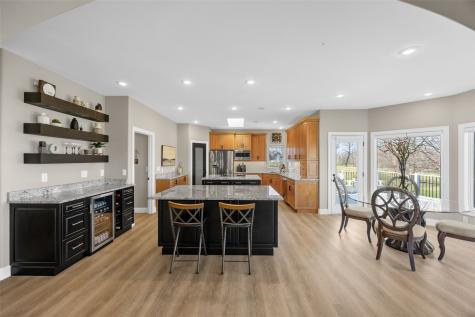 4320 Lucore Road Marion IA 52302