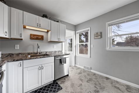 1129 Washington Drive Marion IA 52302