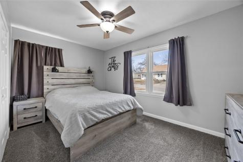 1129 Washington Drive Marion IA 52302