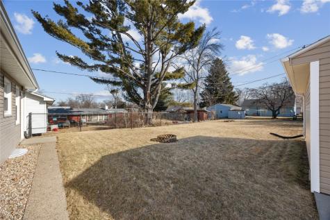 1129 Washington Drive Marion IA 52302